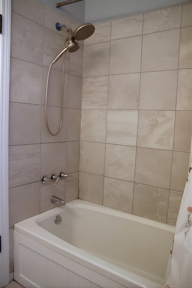 Photo - 5721 N Northcott Ave