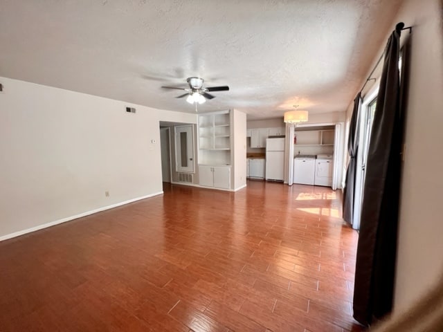 Building Photo - 807 Yegua St Unit 2 Rental