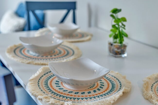 Photo - 1329 Walker Ave Unidad Walker B