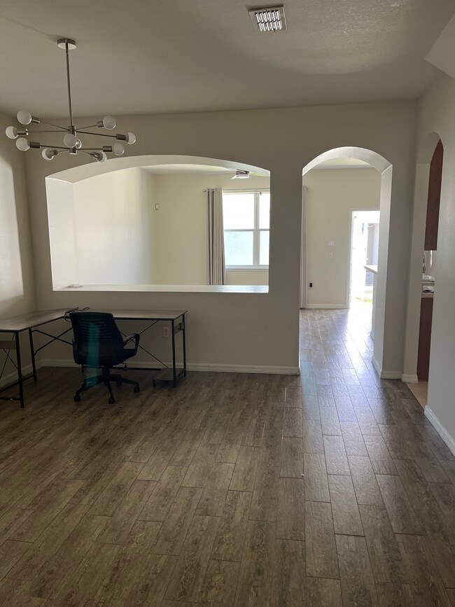 Photo - 2822 Grasmere View Pky