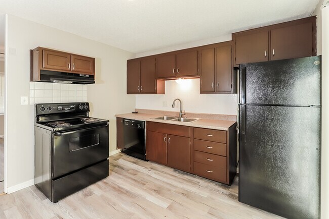 Photo - 18613 Shoshone Dr