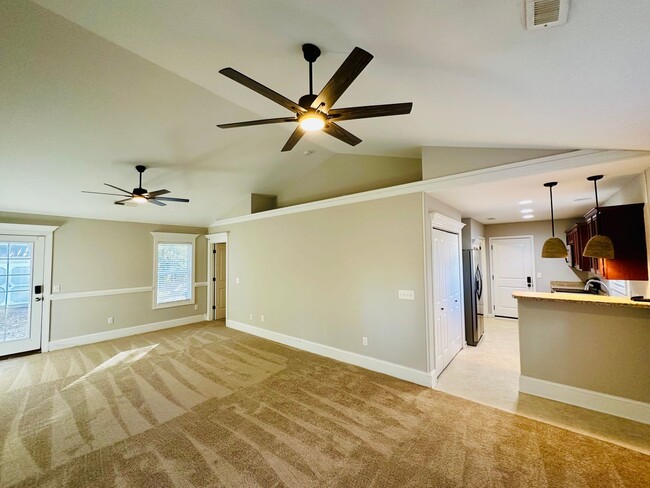 Photo - KINGS GRANT - Three bedroom/two bathroom home located within minutes to I40, MLK Parkway and Down...