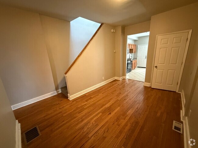 Building Photo - 1205 Glyndon Ave Rental