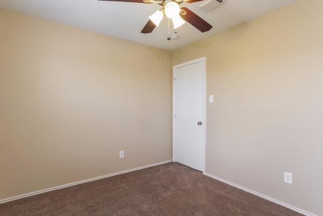 Photo - 7134 Cheshire Park Rd