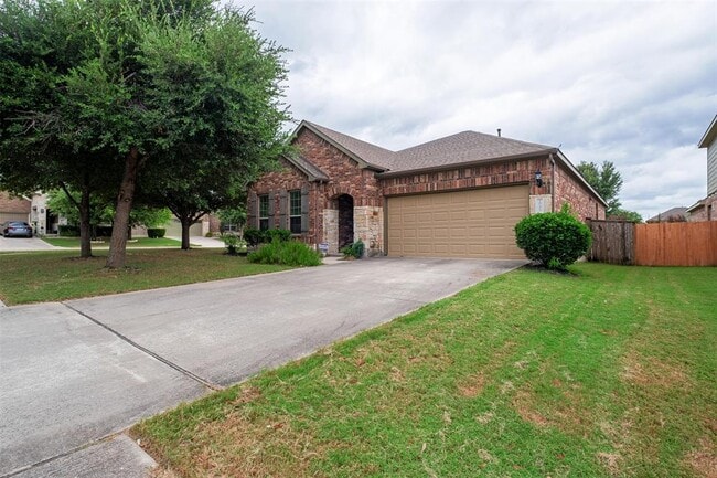 Photo - 2955 Angelina Dr