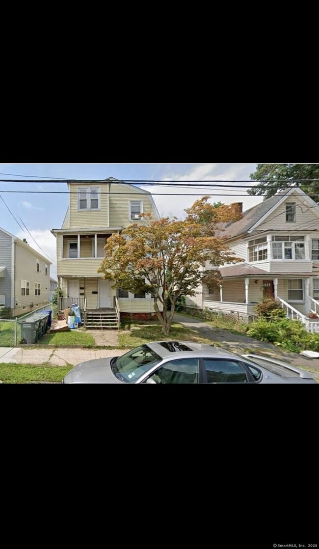 Building Photo - 173 5th St Unit 2 Rental