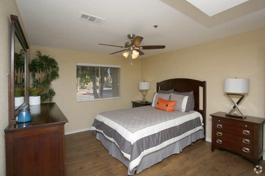 The Regent Palm Desert Apartment Homes For Rent in Palm Desert, CA