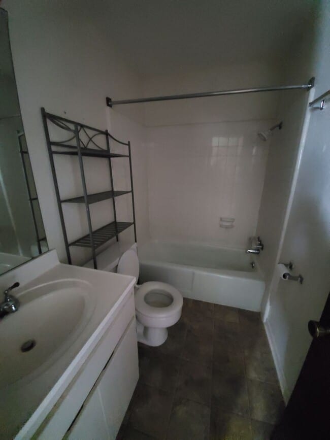 Photo - 202 S Willis St