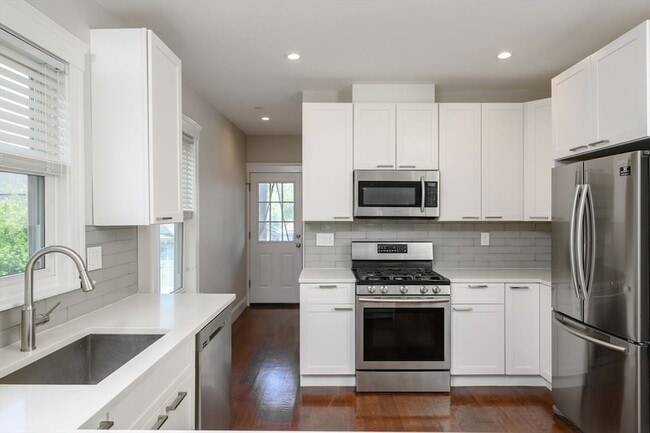 Photo - 24 Mt Ida Rd Unit 2