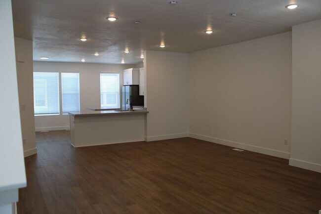 Photo - 3-bedroom, 2.5-bath townhome offering modern living in an unbeatable location.
