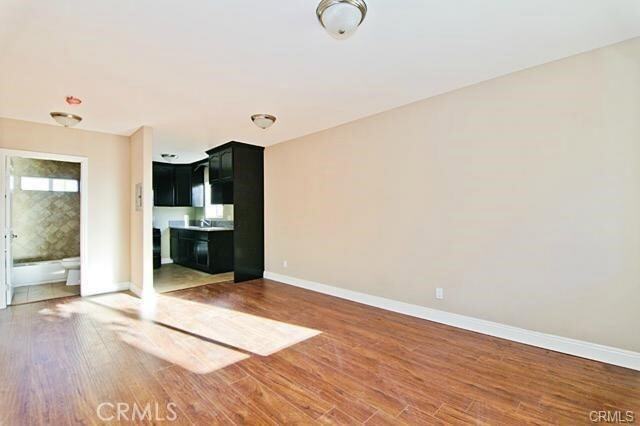 620 1/2 W 59th Place Unit