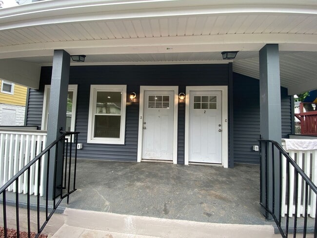 Photo - 215 Borden Ave Unit 2