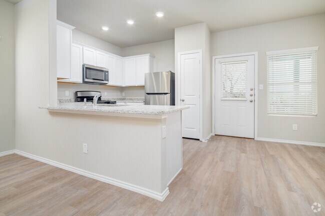 3BR, 3BA - 1225SF Kitchen - Hunters Ranch