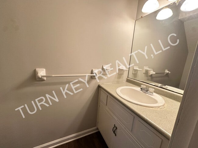 Photo - Townhome for rent in Grayson Valley **PRICE DROP**