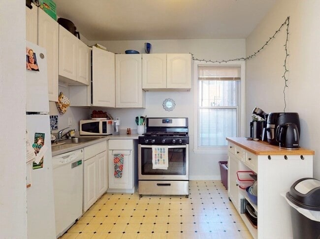 Photo - 32 S Huntington Ave Unidad 1