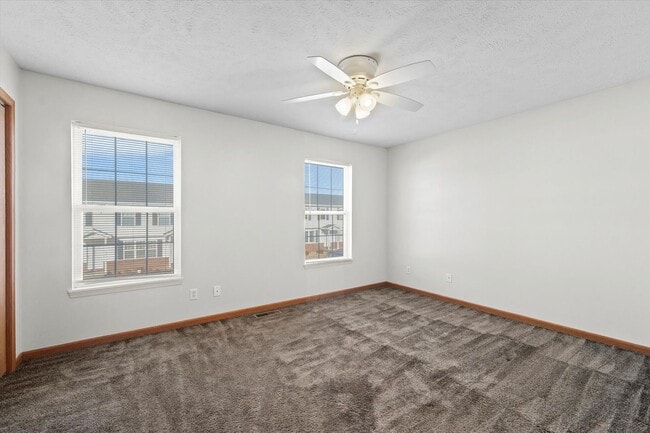 Photo - Modern Comfort & Space