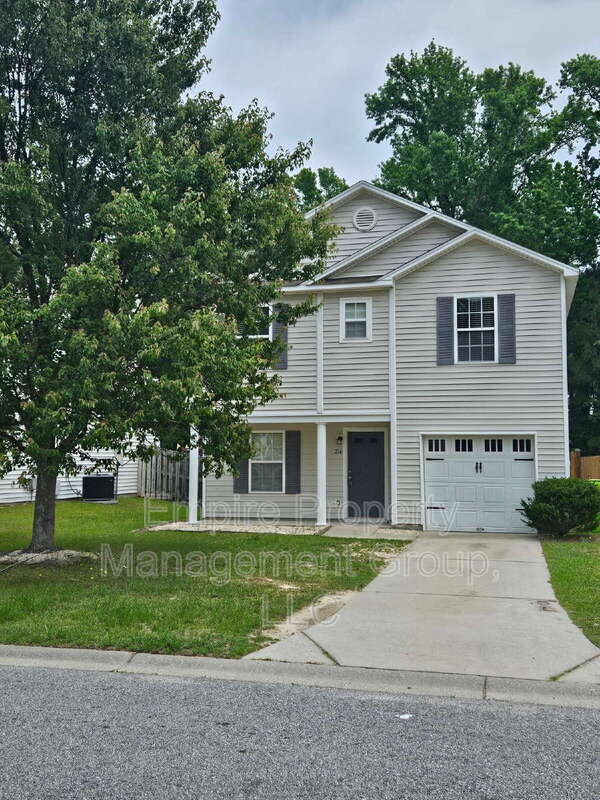 Photo - 216 Sunday Silence Ln