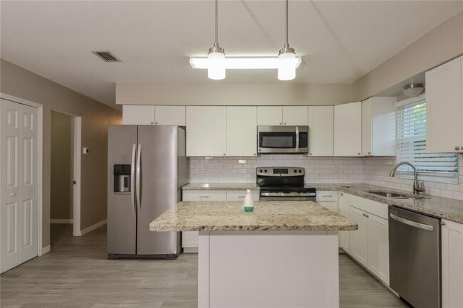 Photo - 1222 24th Ave W
