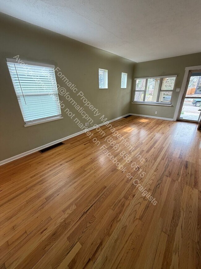 Photo - 2246 S Corona St