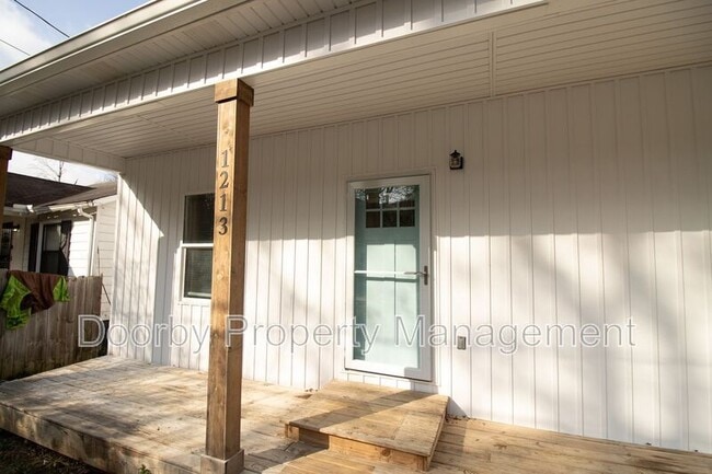 Photo - 1213 N Chamberlain Ave