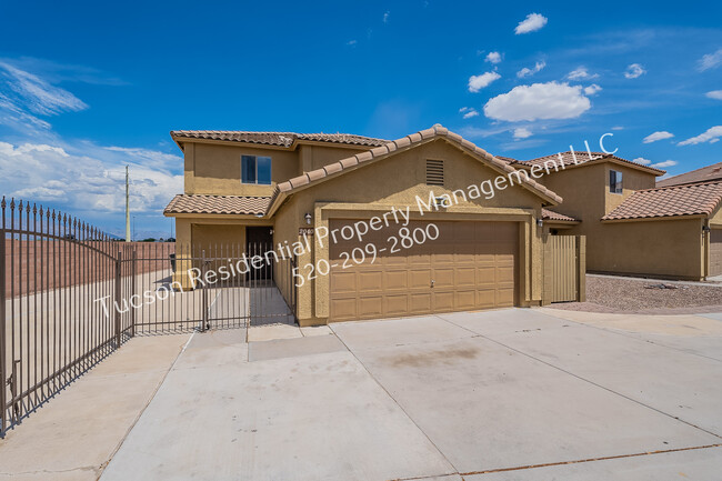 Photo - 2040 Silver Grass Pl House