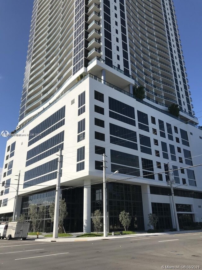 Building Photo - 1600 NE 1st Ave Unit 1604 Rental