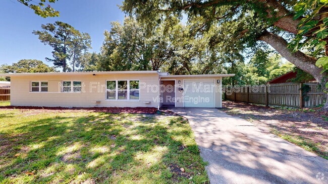 Building Photo - 1325 Hibiscus St Rental