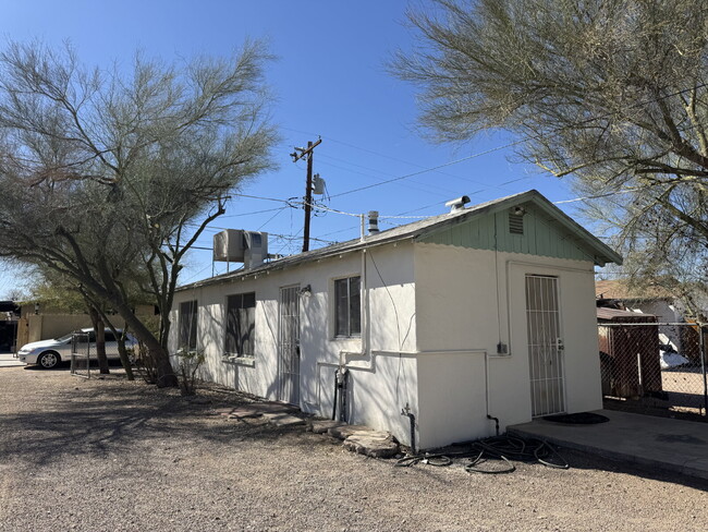 1 bed 1 bath Casita in south Central Tucson - 1 bed 1 bath Casita in south Central Tucson Apartamento Unidad B