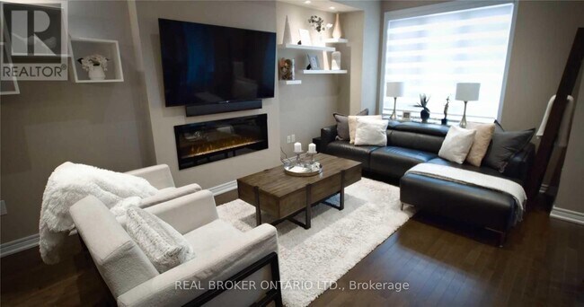 Photo - 3102 Biltmore Common