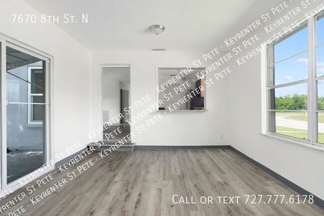 Photo - 7670 8th St N