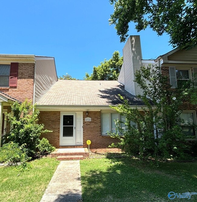 Photo - 2716 Wynterhall Rd SE Casa Adosada