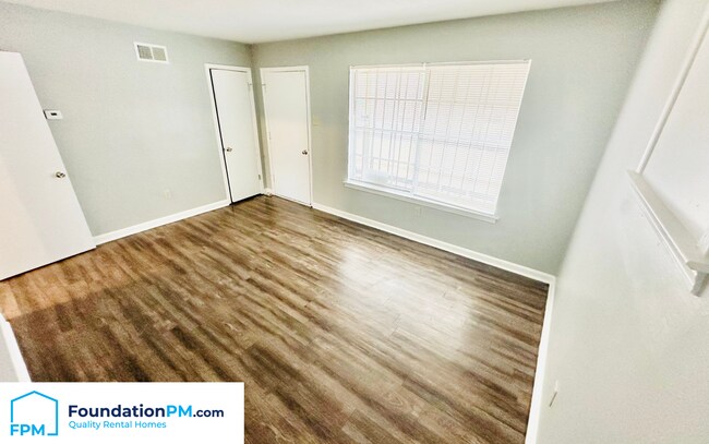 Photo - 3917 Range Line Rd