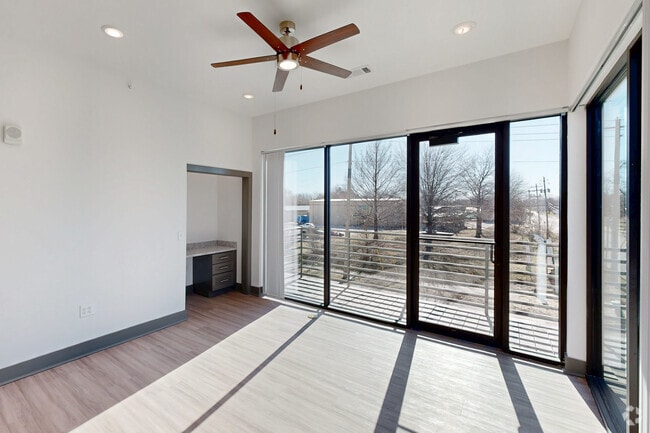 2BR, 2BA - 1,054SF - Living Room