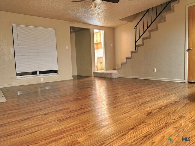 Photo - 1108 Covey Ln