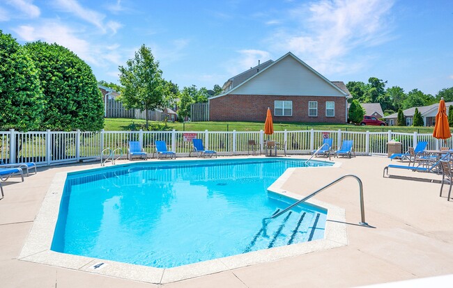 Photo - Willow Creek Apartments