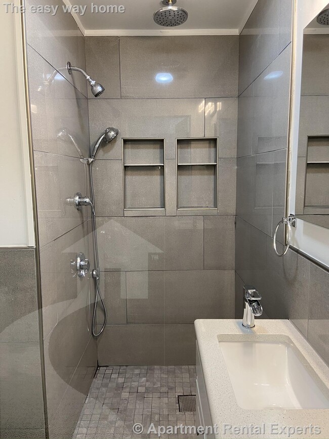 Photo - 252 Windsor St Unidad #3