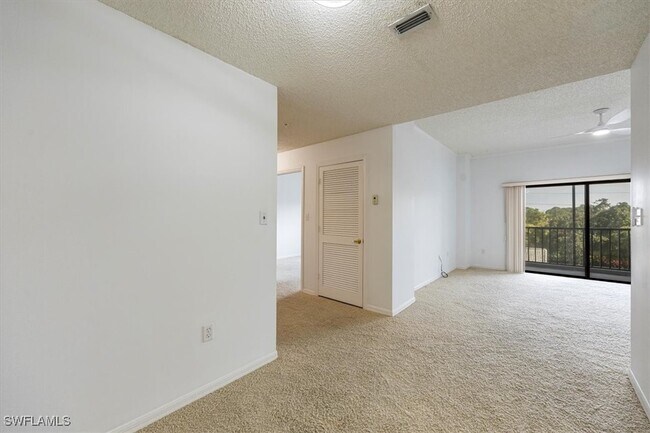 Photo - 900 Arbor Lake Dr Unidad 9-307