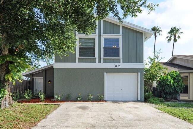 4725 Millpond Ln - 4725 Millpond Ln House