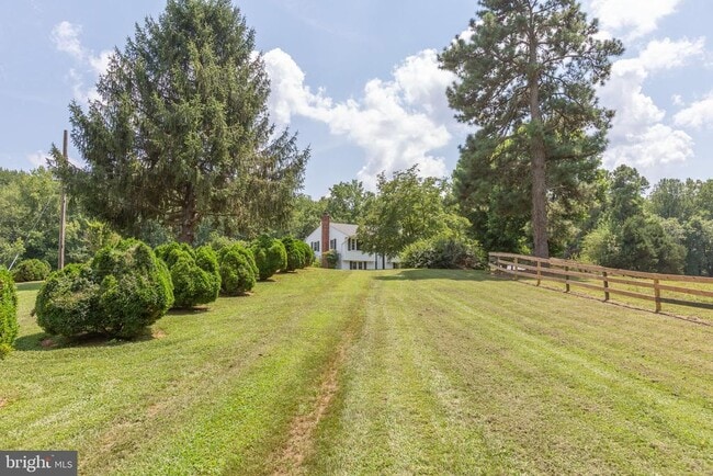 Building Photo - 18136 Pepmeier Hill Rd Rental