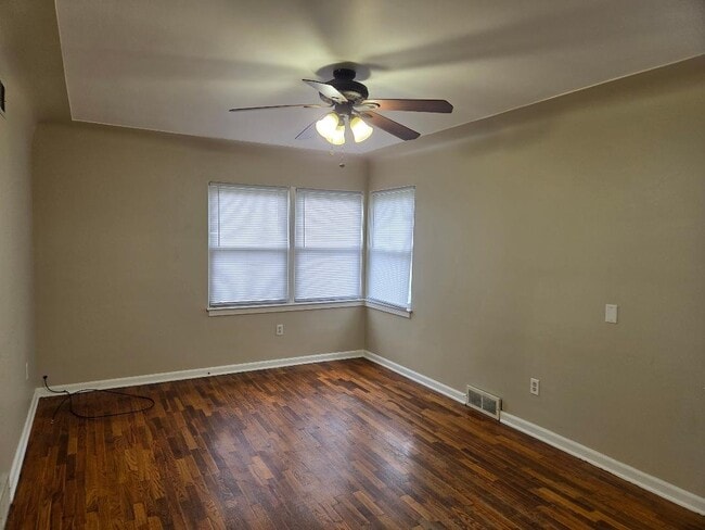 Photo - 1722 Gratiot Ave