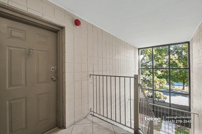 6301 Hil-Mar Dr Unit 10