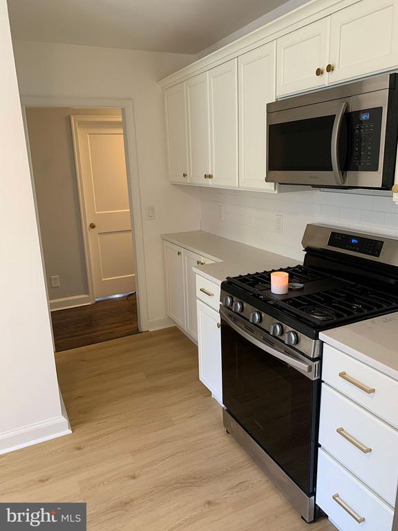 Photo - 824 Merrill Rd