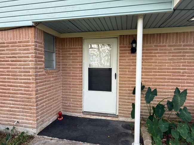 Photo - 11831 FM1764