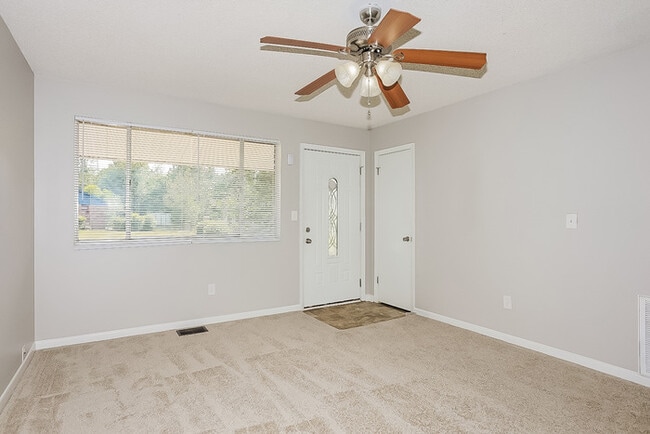 Photo - 2801 Deen Ave