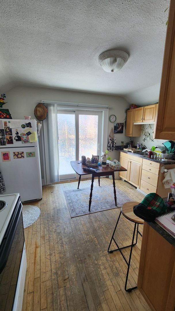 Photo - 609 Bemidji Ave N Unit A