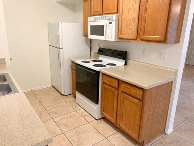 Photo - 9111 E Broadway Blvd Unit 09-102