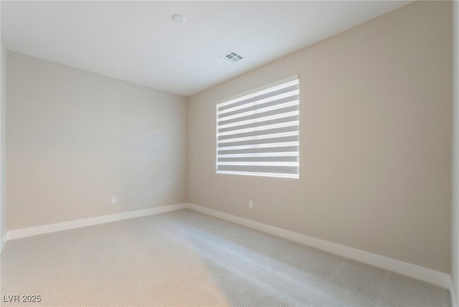 Photo - 667 Grey Saker St Townhome