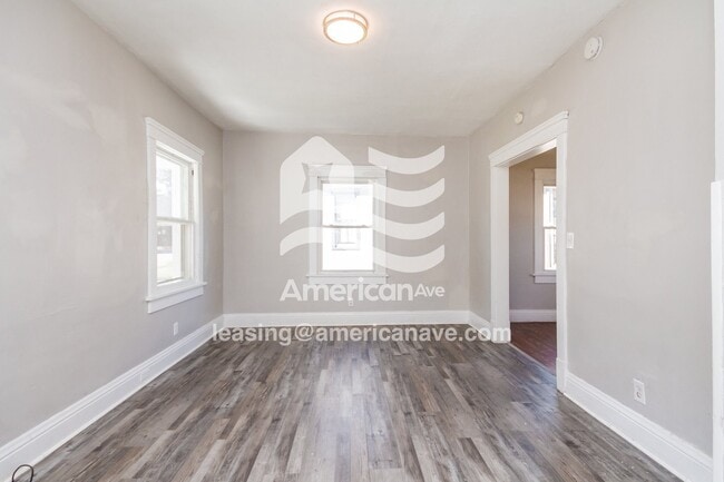 Photo - 161 16th Ave