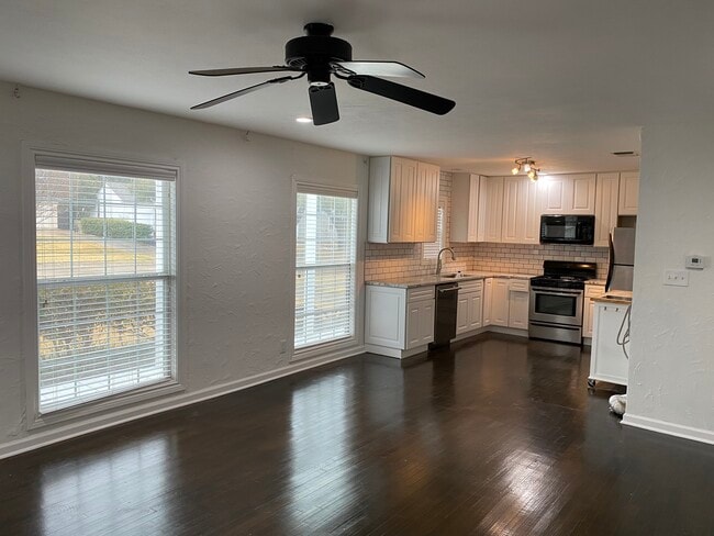 Photo - 4217 Donnelly Ave