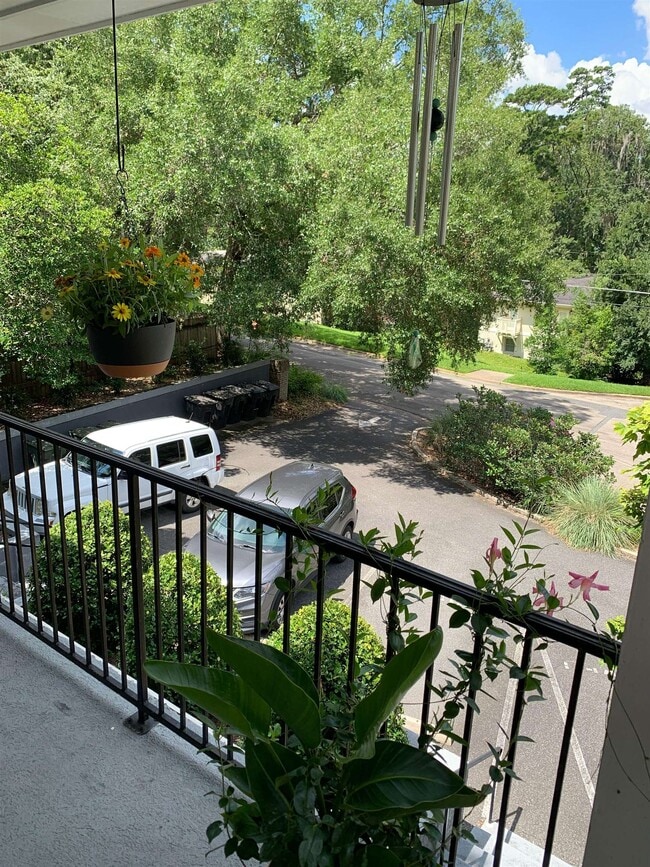 Photo - 1111 Washington Ct